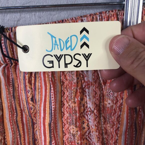 Elegant Wide-Leg Striped Pants - Picture 7 of 16